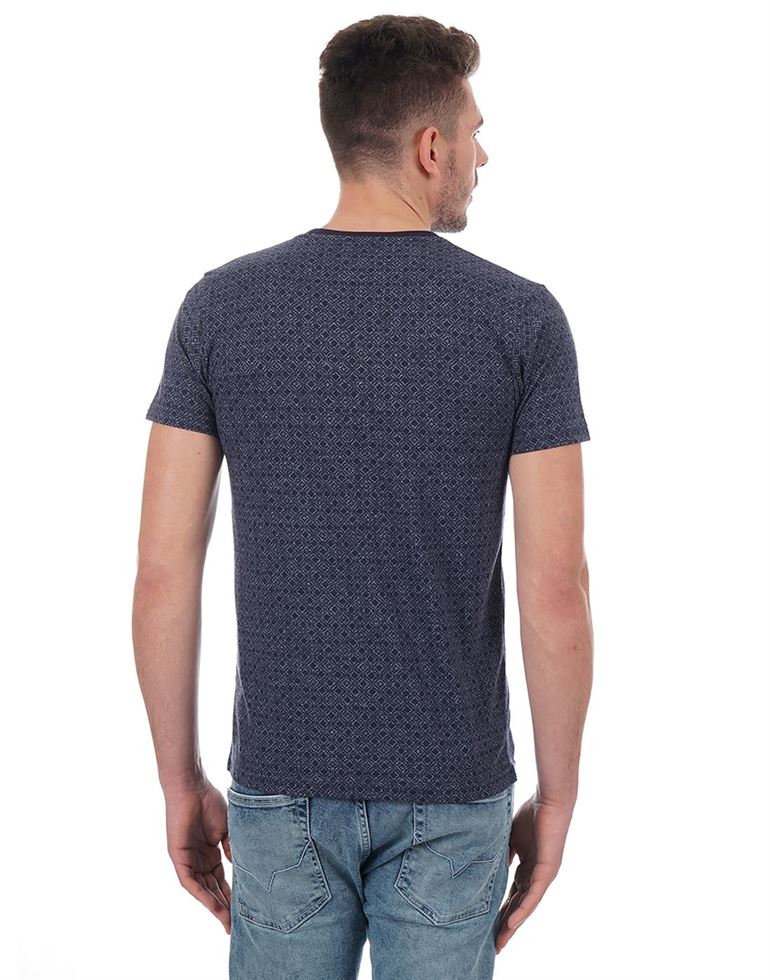 Pepe Jeans London Men Solid Casual Wear T-Shirt